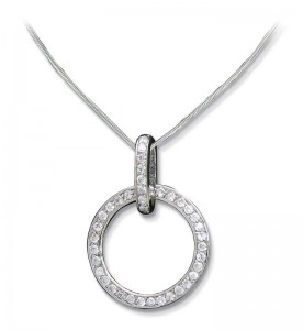 Circular Pendant Necklace